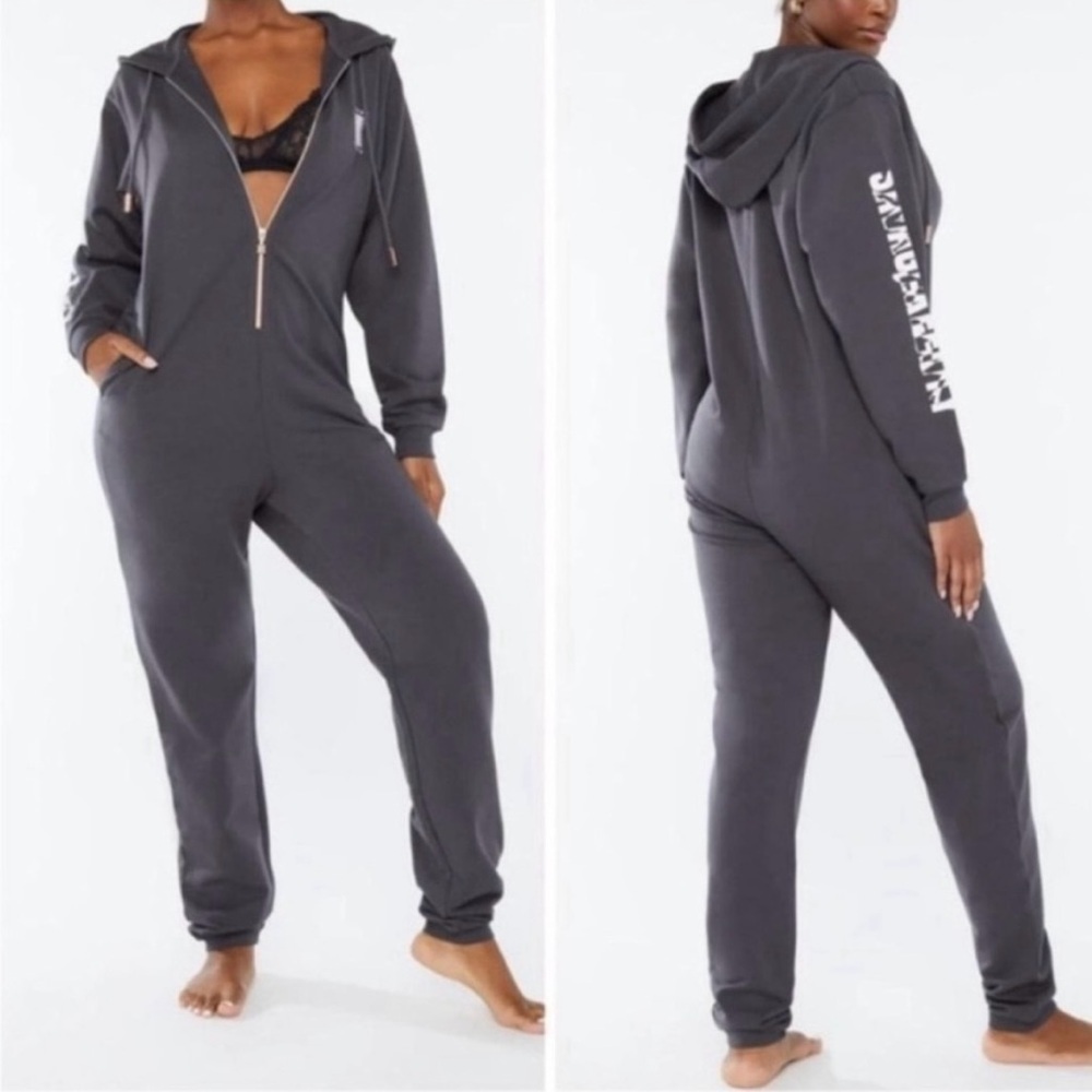Savage X Fenty Forever Showgirl Hooded Onesie Darknight Grey Size Small Jumpsuit